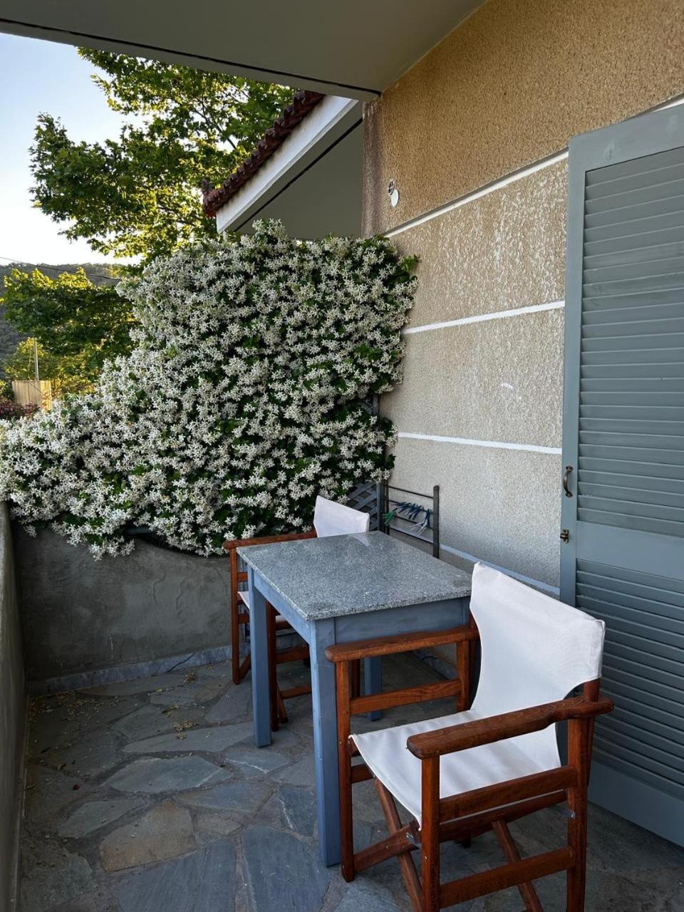 Nefeli Studios Vathí Exterior photo