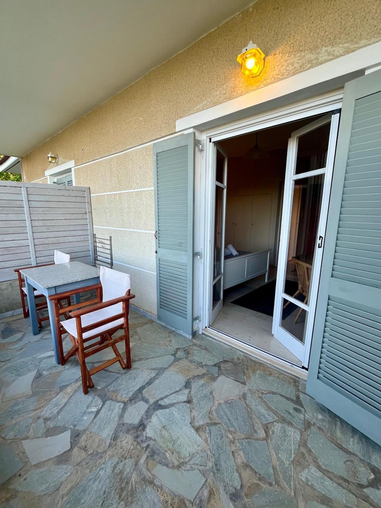 Nefeli Studios Vathí Exterior photo