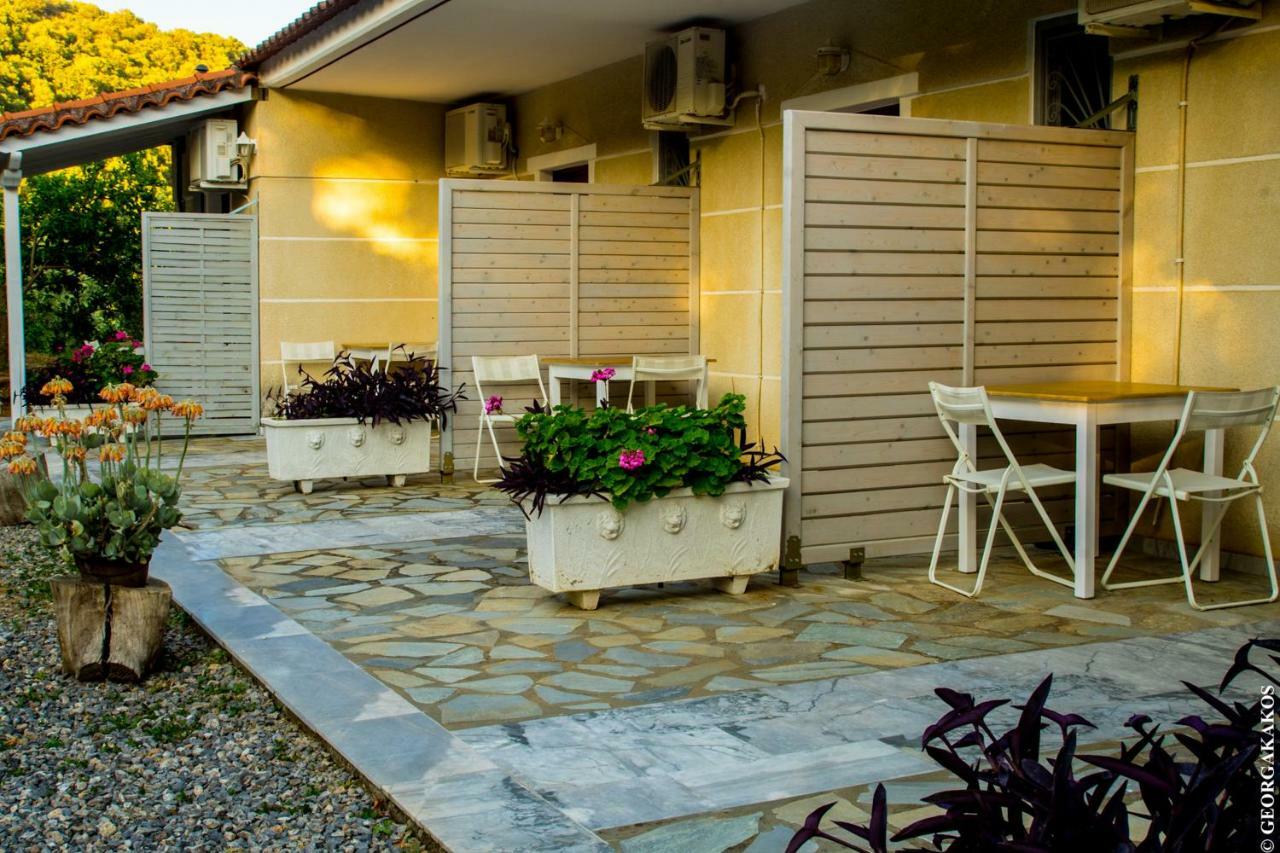 Nefeli Studios Vathí Exterior photo
